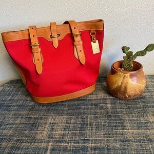 ❤️✨ Vintage Dooney & Bourke USA Red Canvas & Leather Tote Bag ✨❤️